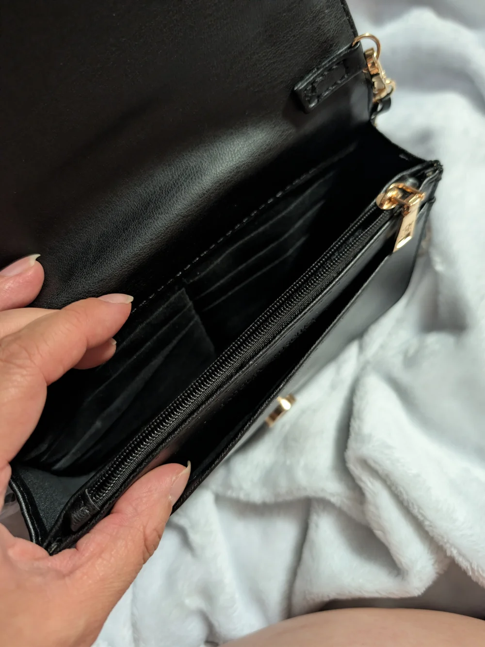 Black Sequin Crossbody Bag with Chain Strap